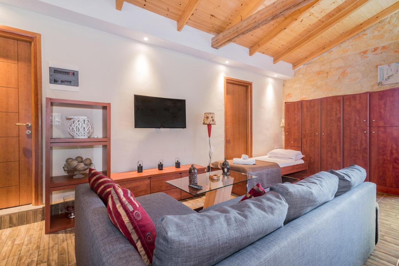 أرغاسي Casa Petra - Stone Cottage Farmhouses المظهر الخارجي الصورة