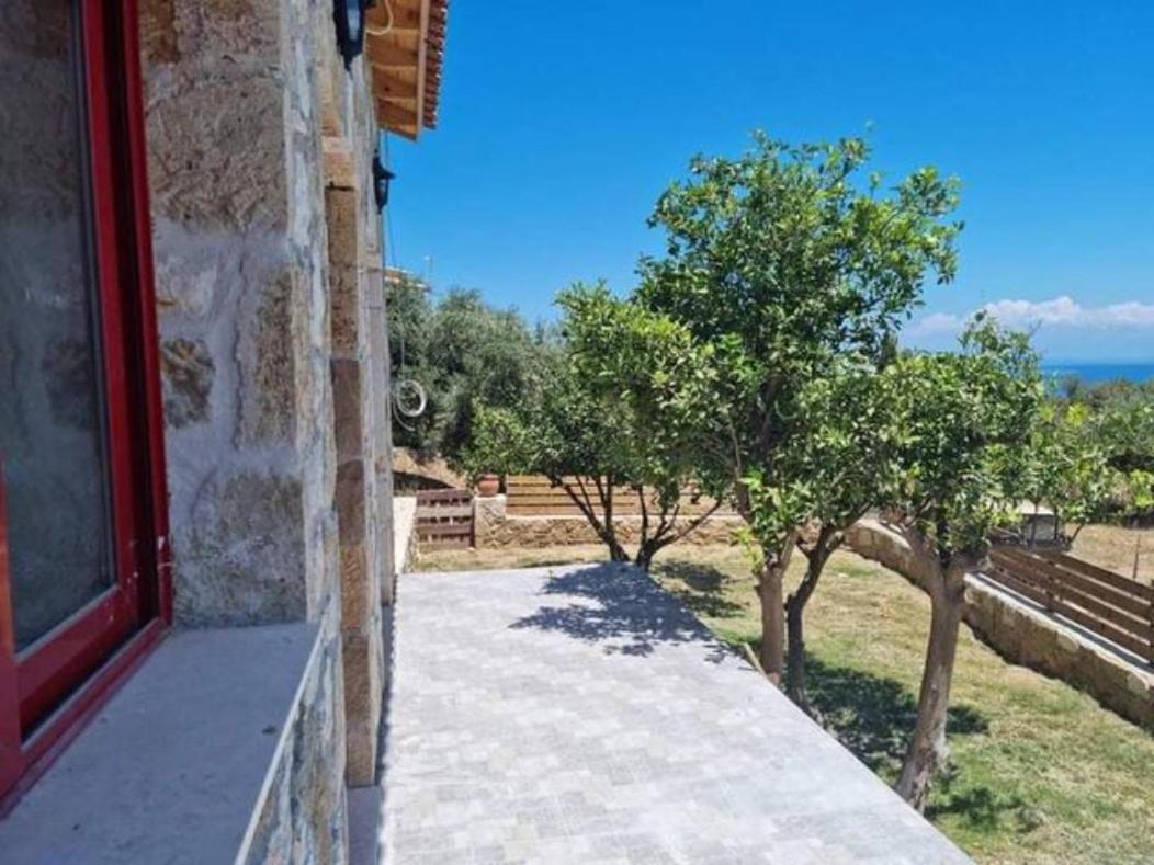 أرغاسي Casa Petra - Stone Cottage Farmhouses المظهر الخارجي الصورة