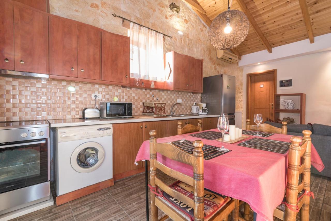 أرغاسي Casa Petra - Stone Cottage Farmhouses المظهر الخارجي الصورة