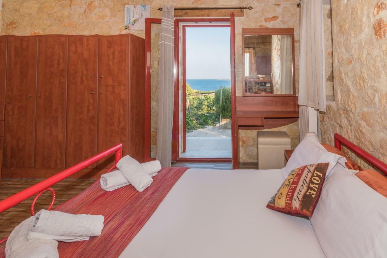 أرغاسي Casa Petra - Stone Cottage Farmhouses المظهر الخارجي الصورة